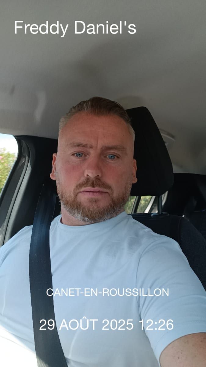 Profil de Charles-eric